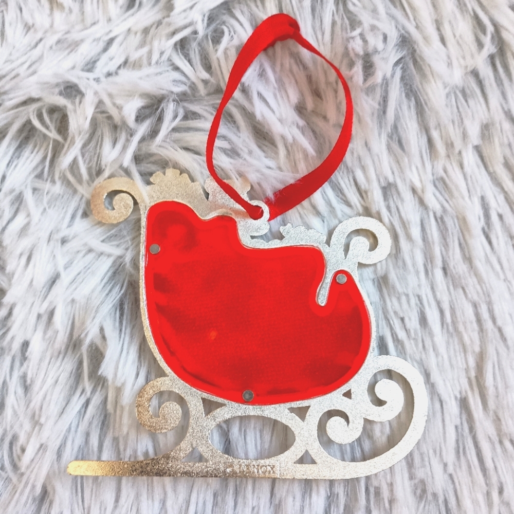 Ornament - Picture 3 of 4